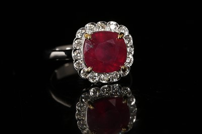 Lot 578 - An 18ct white gold, ruby and diamond cluster...