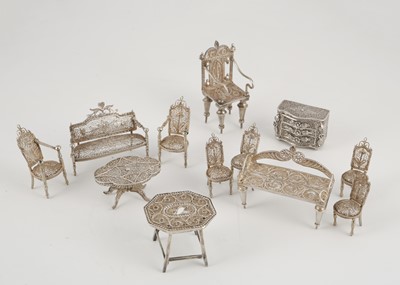 Lot 68 - A selection of Antique Sterling Silver...