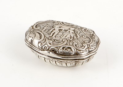 Lot 42 - Antique 19th Century Dutch Silver snuff /...