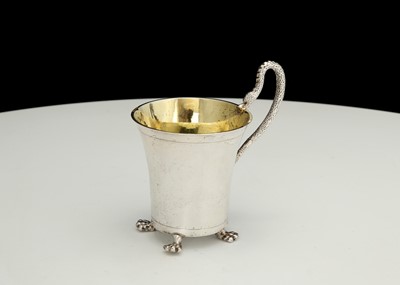 Lot 100 - Antique early 19th Century Silver cup,...