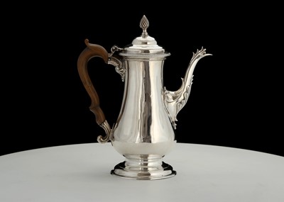 Lot 141 - Antique George III Sterling Silver coffee pot,...