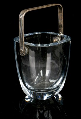 Lot 481 - A MID 20TH CENTURY STROMBERG GLASS ICE  BUCKET,...