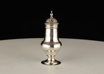 Lot 115 - Antique George III Sterling Silver pepper pot...