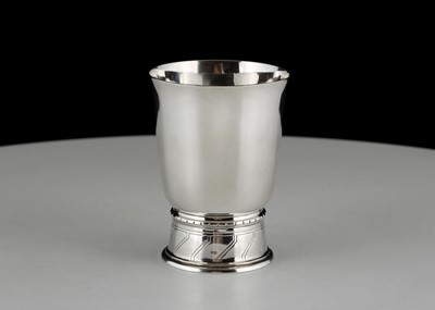 Lot 87 - Antique Arts & Crafts Sterling Silver cup /...