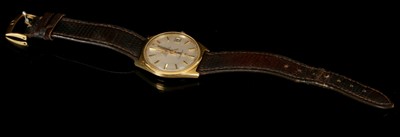 Lot 222 - A gent's vintage 18ct gold cased 'Omega -...