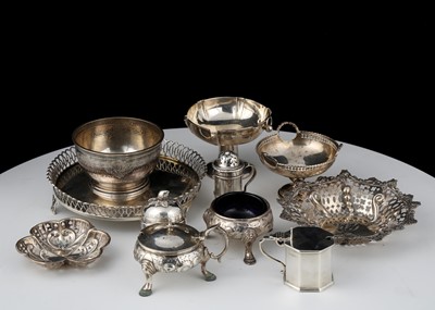 Lot 502 - A mixed lot of Antique Sterling Silver items...