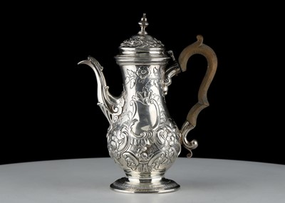 Lot 706 - Antique George III Sterling Silver coffee pot...