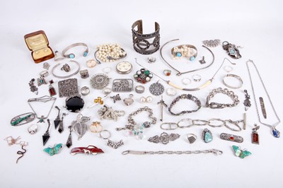 Lot 79 - A good selection of mainly Sterling silver...