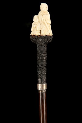 Lot 113 - A 19TH CENTURY ORIENTAL MARINE IVORY AND EBONY...