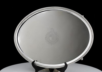 Lot 658 - Antique George III Sterling Silver oval salver...