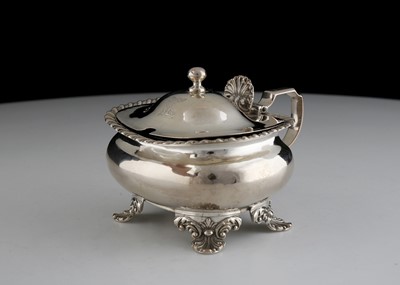 Lot 670 - Antique William IV Sterling Silver mustard pot...