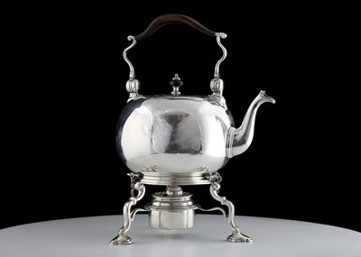 Lot 675 - Antique George I Sterling Silver spirit kettle...