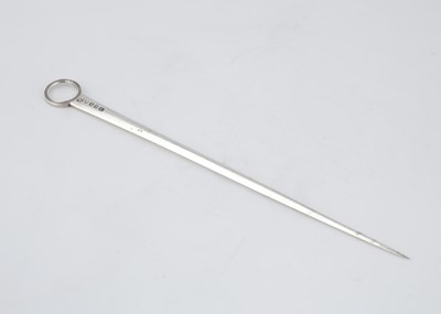 Lot 554 - Antique George III Sterling Silver meat skewer...