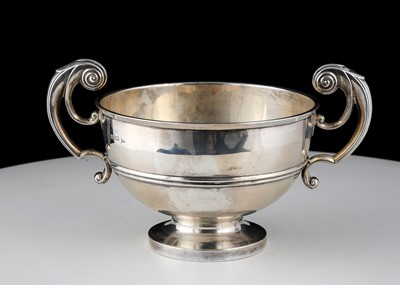 Lot 691 - Antique Edwardian Sterling Silver bowl by...