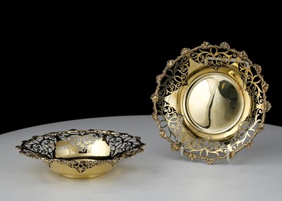 Lot 790 - Pair of Antique George V Sterling Silver gilt...