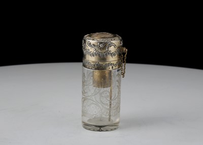 Lot 811 - Antique French Sterling Silver atomising scent...