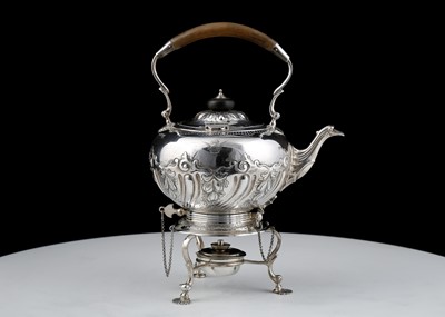 Lot 822 - Antique Edwardian Sterling Silver tea kettle...