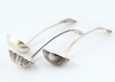 Lot 830 - Antique George III Sterling Silver onslow...