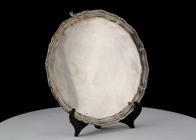 Lot 817 - Antique George V Sterling Silver salver by...