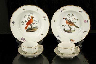 Lot 337 - A PAIR OF MEISSEN PORCELAIN ORNITHOLOGICAL TEA...