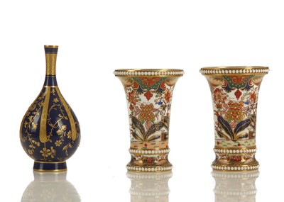 Lot 324 - A GOOD PAIR OF SPODE PORCELAIN SPILL VASES AND...