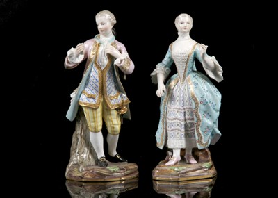 Lot 411 - A PAIR OF MEISSEN PORCELAIN FIGURES OF A...