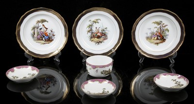 Lot 396 - A COLLECTION OF MEISSEN PORCELAIN TEA AND...