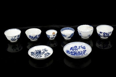 Lot 379 - A COLLECTION OF WORCESTER PORCELAIN TEAWARE,...