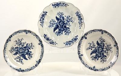 Lot 107 - THREE BLUE AND WHITE WORCESTER PORCELAIN...