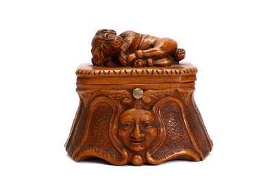 Lot 50 - A 19TH CENTURY CARVED ROOTWOOD SNUFF BOX the...