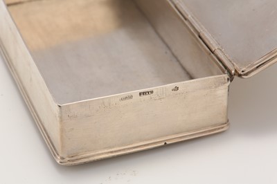 Lot 316 - A late18th century Dutch silver tobacco box,...