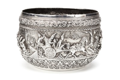 Lot 246 - A FINE LARGE BURMESE SILVER REPOUSSE WORKED...