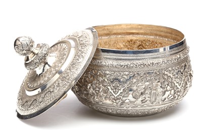 Lot 247 - A FINE LIDDED BURMESE REPOusSE SILVER BOWL....