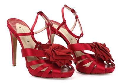 Lot 303 - Nicholas Kirkwood red satin heels, with...
