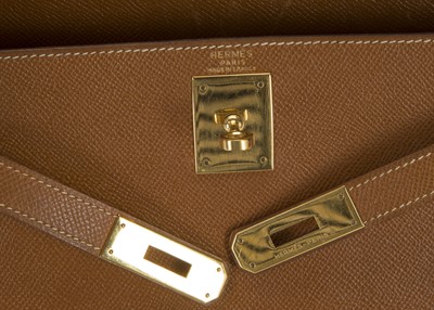 Lot 282 - Hermes gold Epsom Kelly Sellier 28, c.1989...
