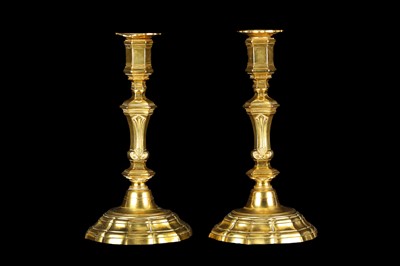 Lot 107 - A PAIR OF FRENCH TRANSITIONAL STYLE GILT...