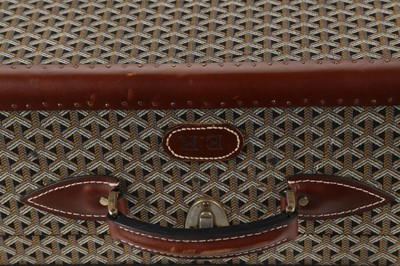 Lot 223 - Set of vintage Goyard luggage, 20th century,...