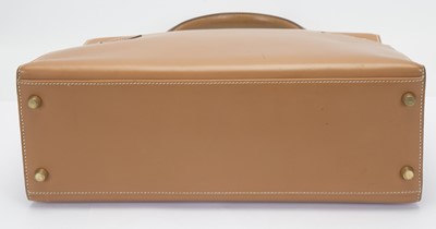 Lot 286 - Hermes Natural Chamonix Kelly Sellier 32,...