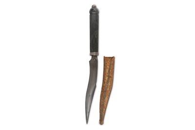 Lot 73 - AN OTTOMAN JADE-HILTED KNIFE Ottoman Turkey,...