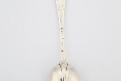 Lot 100 - A Queen Anne antique Britannia standard silver...