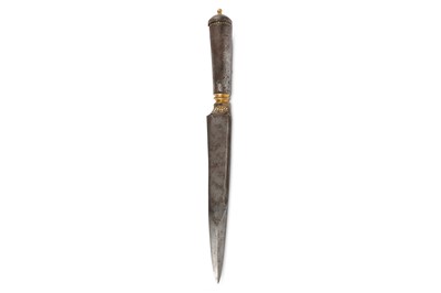 Lot 276 - A GOLD-DAMASCENED STEEL DAGGER (KARD)  India,...