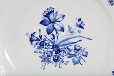 Lot 545 - A pair of Meissen porcelain meat platters and...