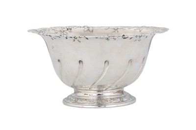Lot 317 - A George III antique sterling silver bowl,...