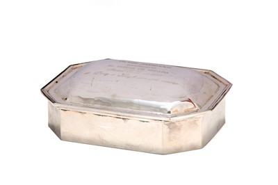 Lot 205 - A modern Spanish silver box, by Perez...