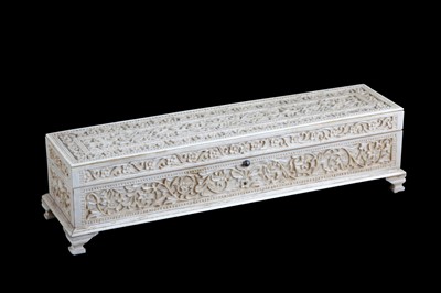 Lot 221 - A MUGHAL IVORY BOX  India, late 18th - early...