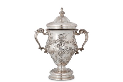 Lot 326 - An Edwardian antique sterling silver cup and...