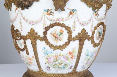 Lot 85 - A 19TH CENTURY SEVRES STYLE PORCELAIN AND GILT...
