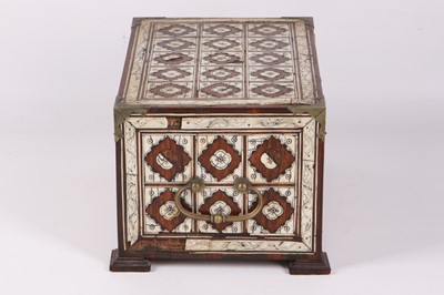 Lot 29 - A LATE 17TH / EARLY 18TH CENTURY INDO...