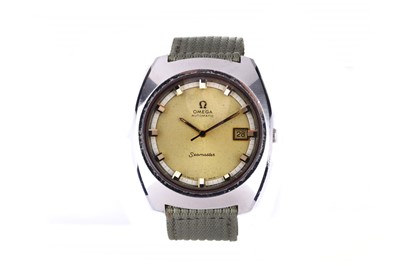 Lot 23 - Omega. A stainless steel automatic calendar...