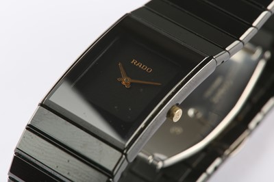 Lot 62 - RADO. A LADIES CERAMIC QUARTZ BRACELET WATCH....